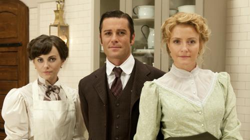 Murdoch Mysteries - Back and to the Left